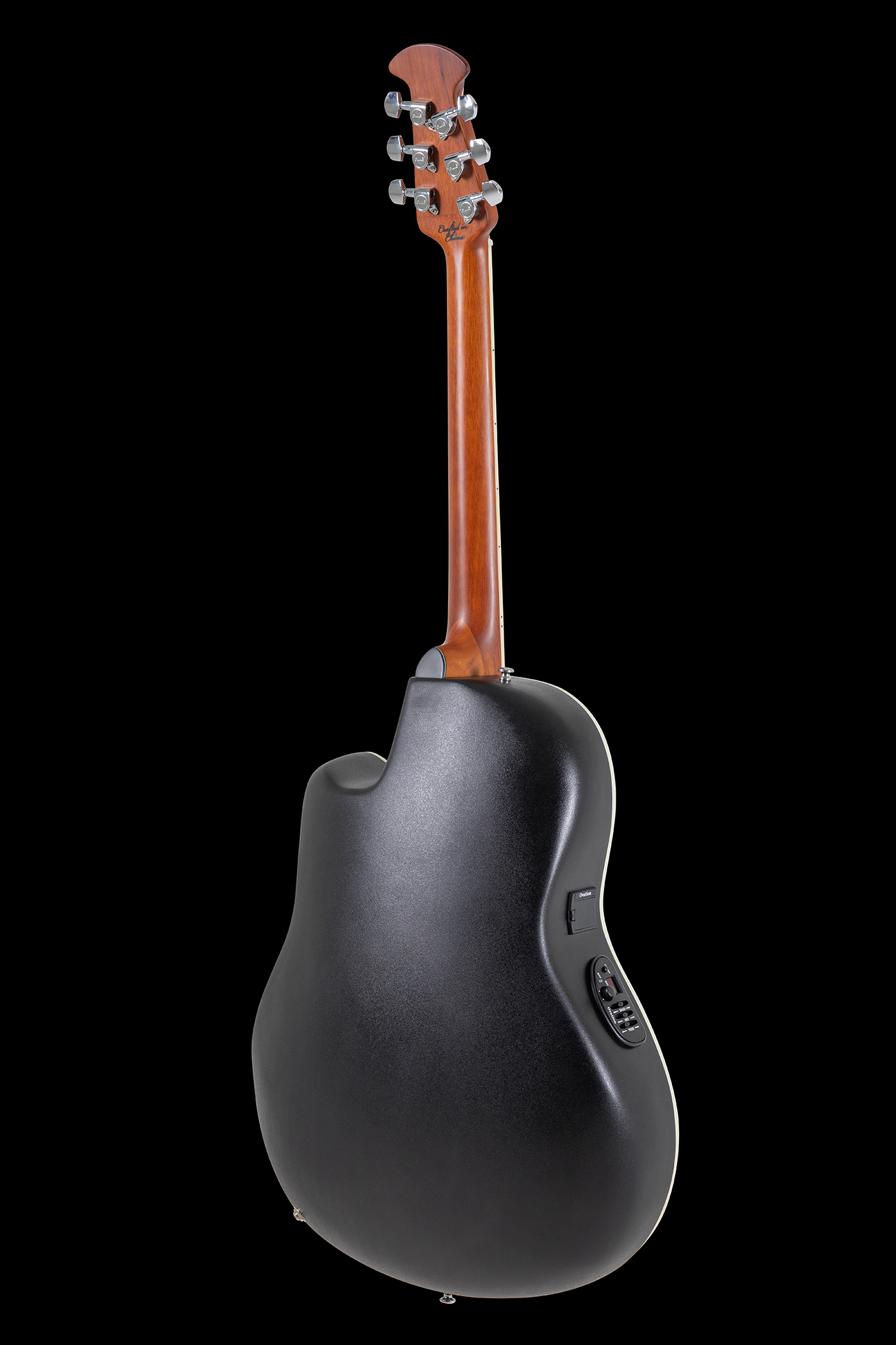 Ovation E-Acoustic Guitar Celebrity Standard Plus Mid Cutaway
